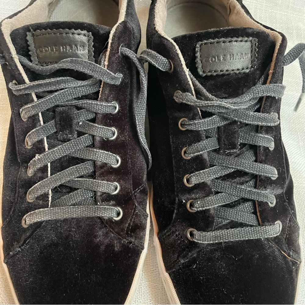 Cole Haan Black Velvet Sneakers 10.5 W09756 - Picture 8 of 16